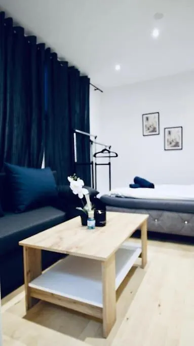 Comfy 4Br Apartment With Terrace In Great Location Vídeň