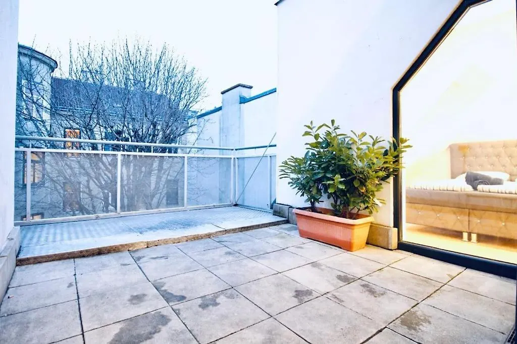 Comfy 4Br Apartment With Terrace In Great Location Vídeň